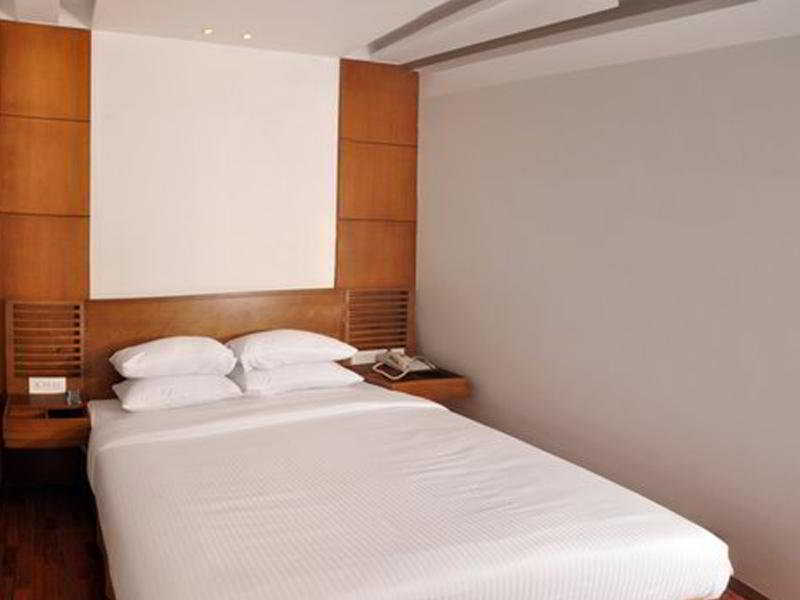 Hotel Walson Spa'O'Tel Kalkuta Zewnętrze zdjęcie