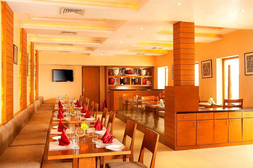 Hotel Walson Spa'O'Tel Kalkuta Restauracja zdjęcie